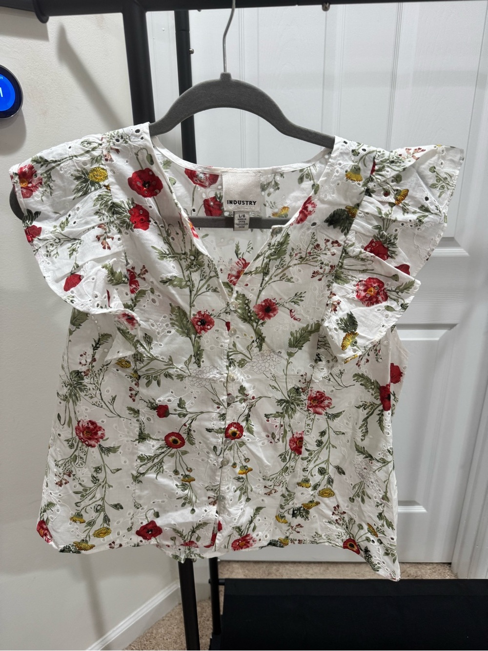 White Floral Eyelet Ruffle Sleeve Top